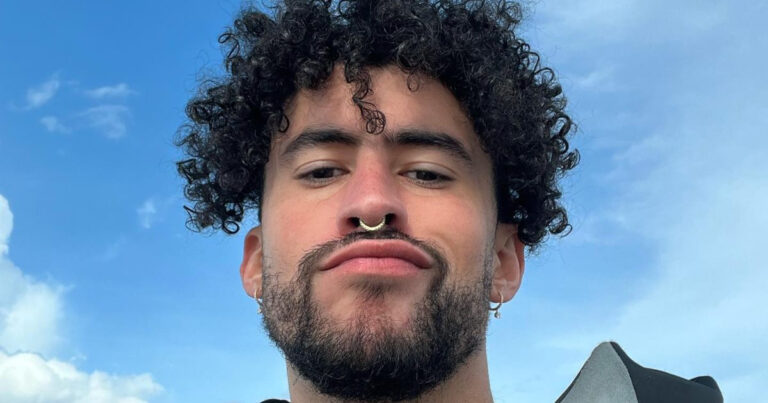 1683718503-reaccion-bad-bunny-fan-tatuo-cara