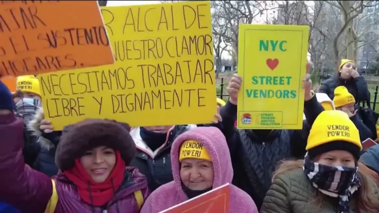 Buscan-regular-industria-de-la-venta-ambulante-en-NYC