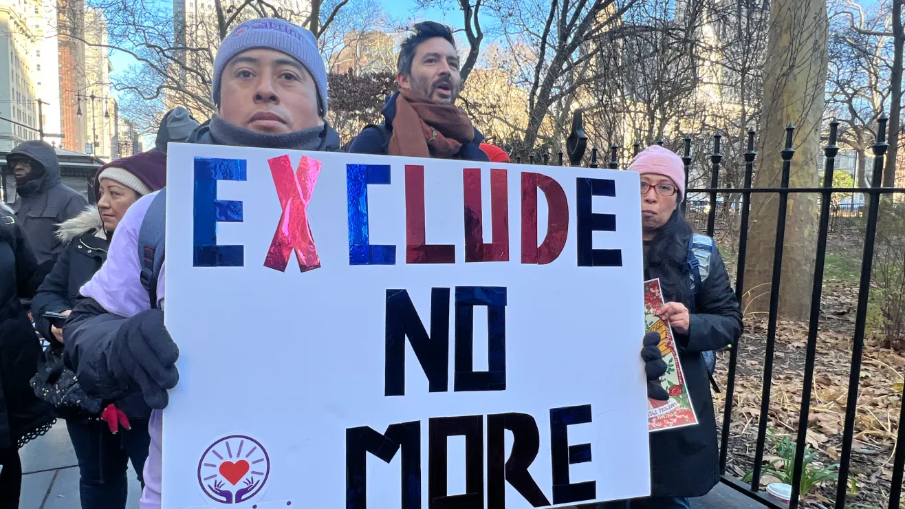 E3B032A4-6FF7-4D7D-9BB4-BDEF3E494533