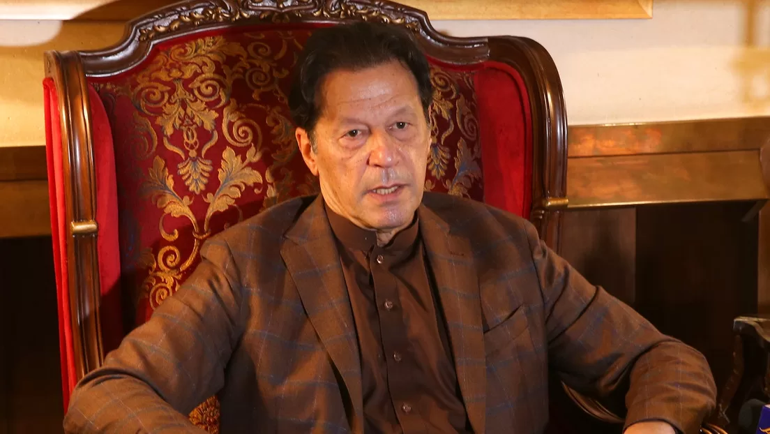 El-ex-primer-ministro-pakistani-Imran-Khan-utiliza-IA-para-pronunciar-un-discurso-desde-la-carcel-jpg