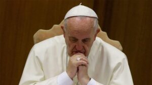 papa-francisco-expresa-su-tristeza-por-tiroteo-en-praga-focus-0-0-896-504