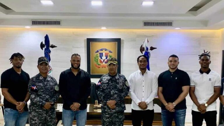 robinson-cano-confirma-estara-en-de-vuelta-al-barrio-focus-0.04-0.31-896-504