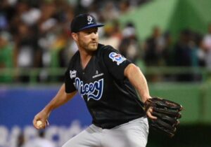 licey-volvio-blanquear-estrellas-serie-770x540