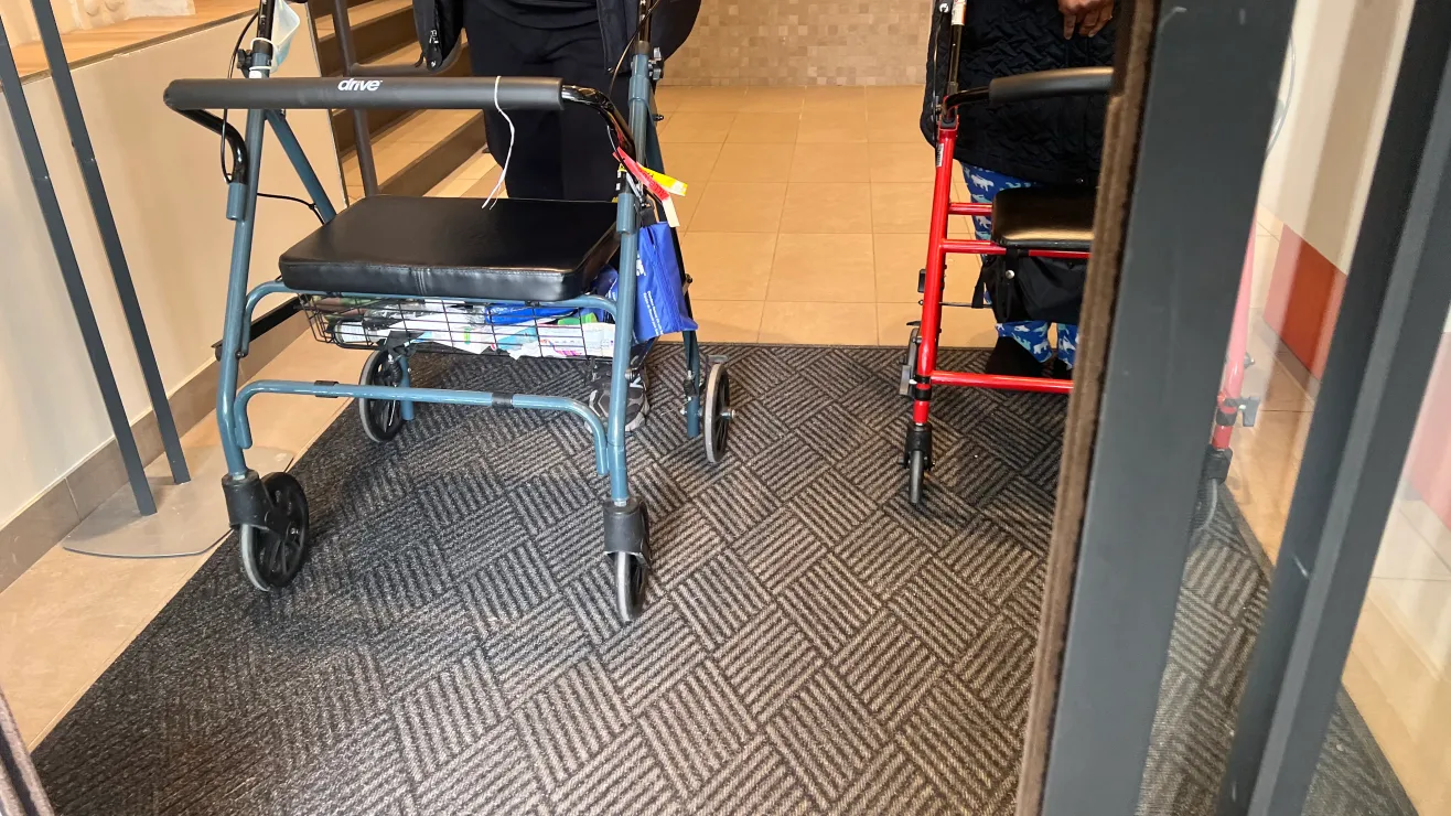 88A0A756-5198-4B07-BA5A-F35CF5D7A074