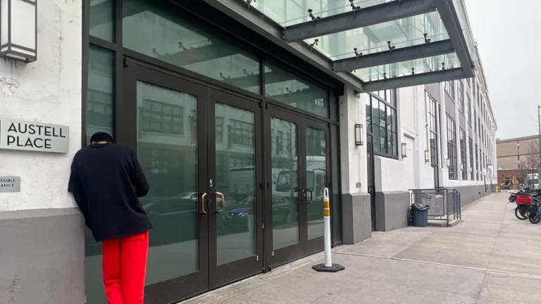 AB85FDE9-FFDA-4AA0-9317-0960EF6B5138