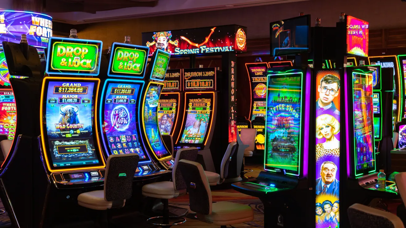 Anciana-gana-premio-en-casino-de-Milwaukee-y-se-lo-duplican-por-celebrar-su-cumpleanos-106-shutterstock_2284736341