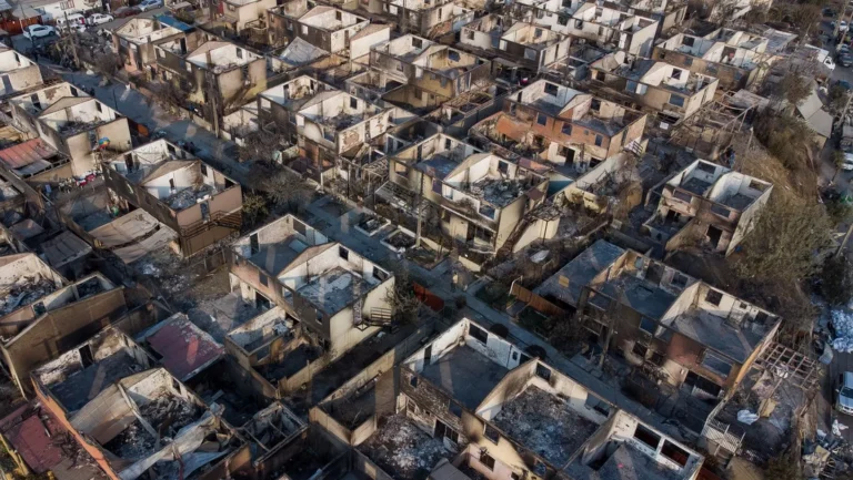 Aumenta-a-112-el-numero-de-muertos-por-incendios-forestales-en-Chile-jpg