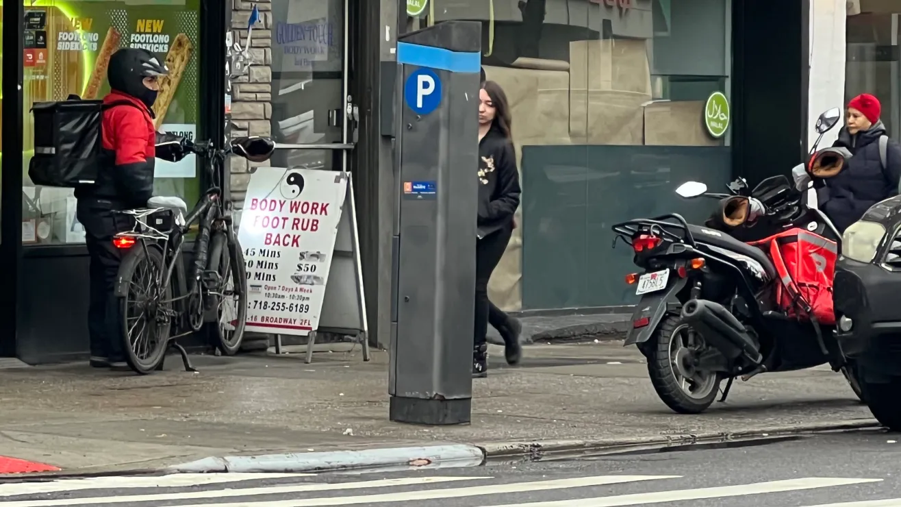 B42AF0BB-2EF4-4E7A-B7B5-1591D0DB9291