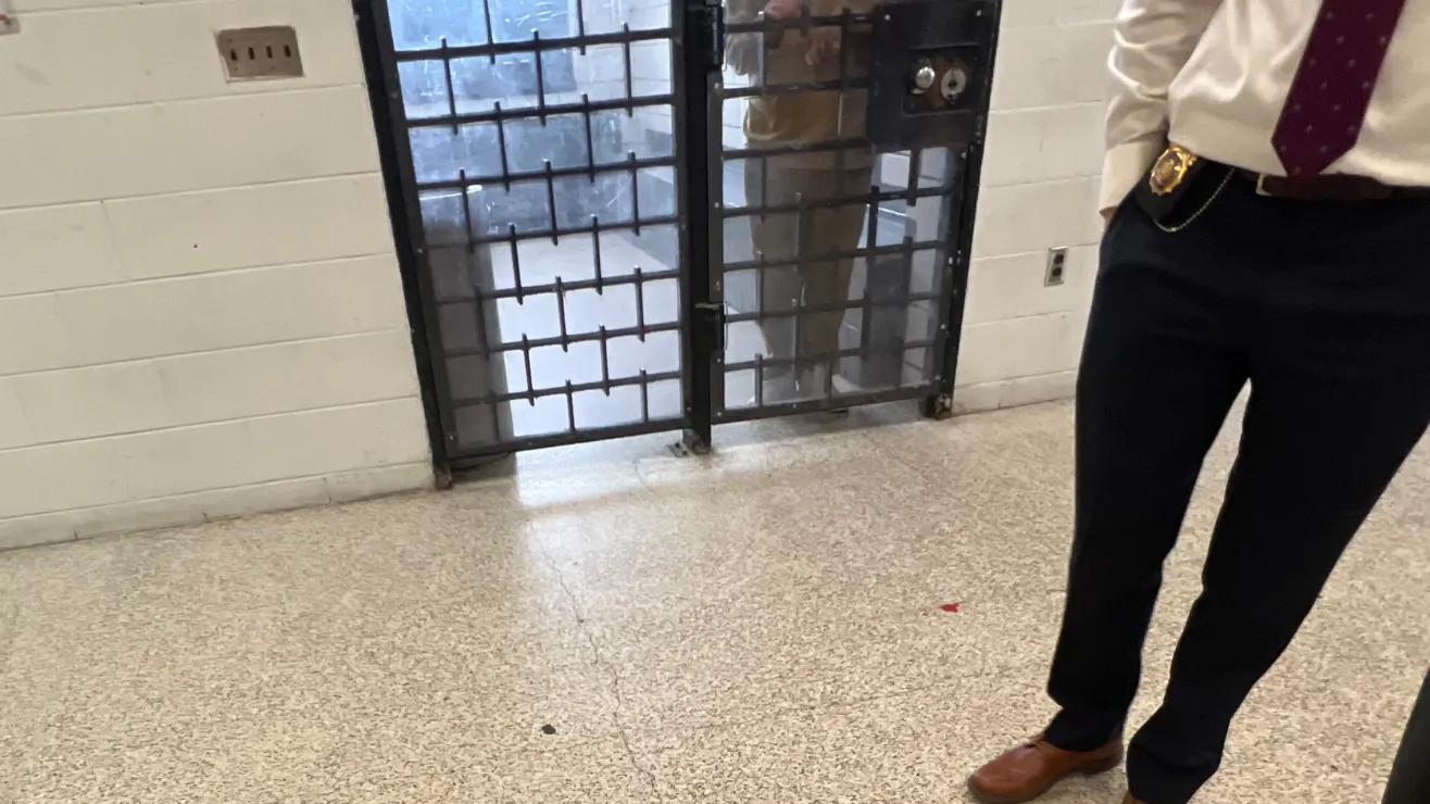 C592813E-6A50-456B-8137-5902DAA030D0