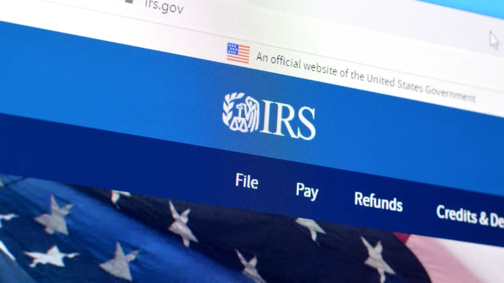 IRS-en-linea-shutterstock_1624573078