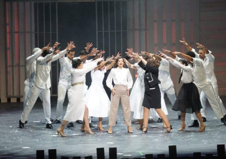 Mariposas2-scaled-1-1024x576-1-770x540