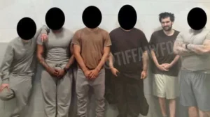 Publican-la-primera-foto-del-cofundador-de-la-colapsada-criptobolsa-FTX-en-la-carcel-jpg