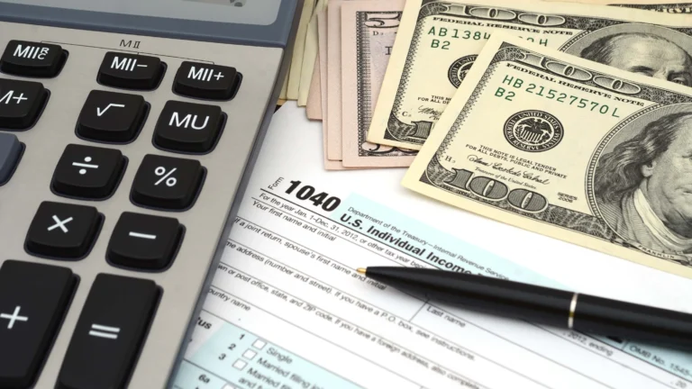 impuestos-taxes-declaracion-shutterstock_526824373-copy