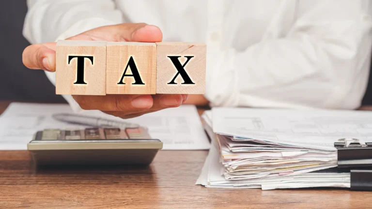 irs-ayuda-sabado-nueva-york-shutterstock_2226004249