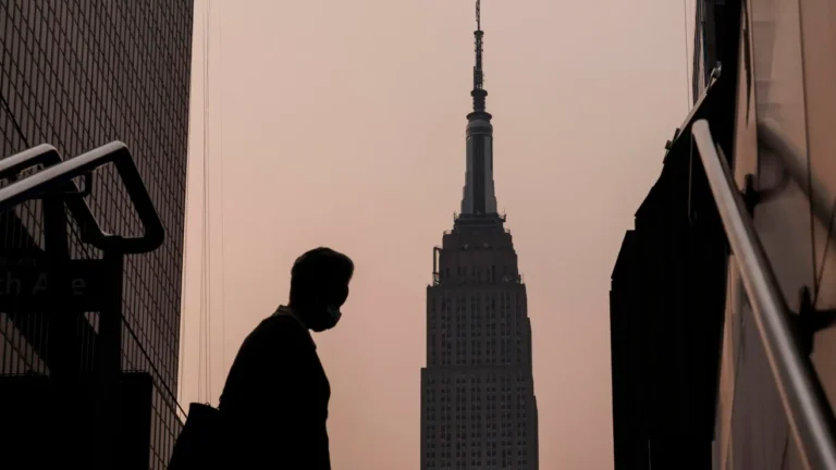 1-Mala-calidad-de-aire-en-Nueva-York-Quienes-son-los-mas-afectados-y-que-cuidados-se-deben-tener-2494913305a2e48d97ffb7ccbe38d46884b48b20w-1