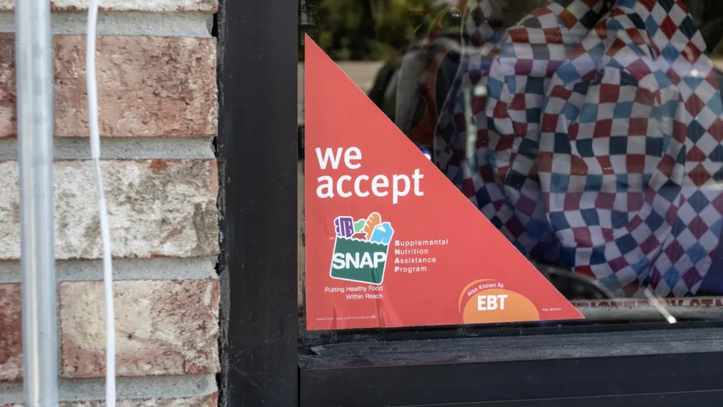 SNAP-accept-shutterstock_2343SNAP-310035