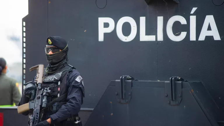 Reportan-fuga-masiva-de-presos-en-una-comisaria-al-norte-de-Colombia-jpg