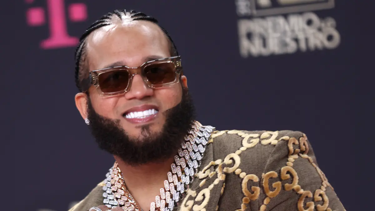 dominican-rapper-el-alfa-signs-70-million-deal-wi-3-959-1696043066-0_16x9-jpg