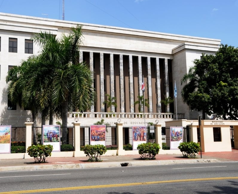 Ministerio-de-Educacion-asegura-hay-cupo-para-todos-los-estudiantes-en-sistema-educativo-dominicano