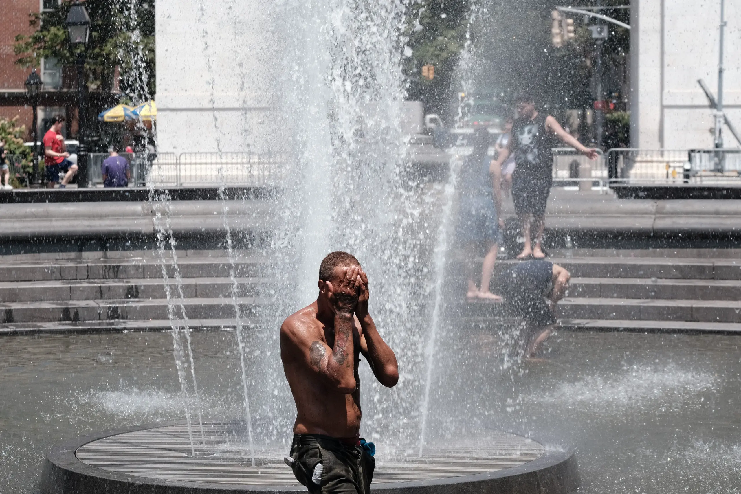 TLMD-calor-nyc-GettyImages-1326326359