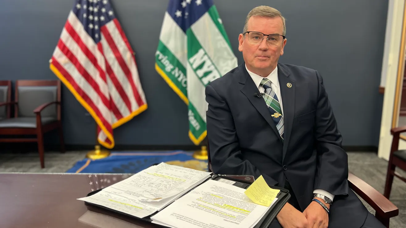 182F3417-C956-45AB-9D37-F87F5073E080