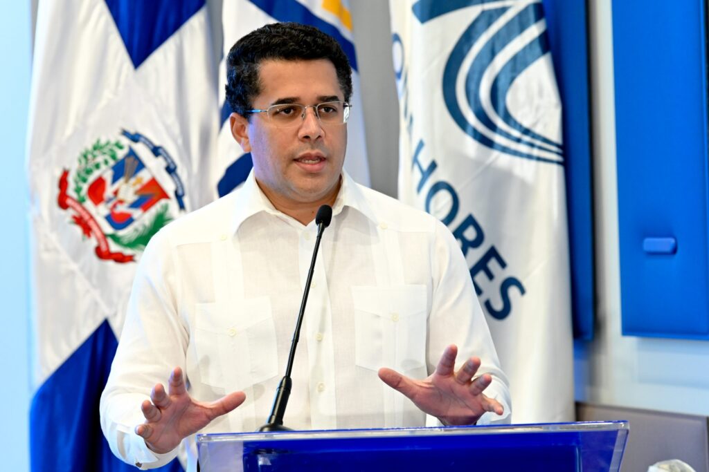Ministro-de-Turismo-David-Collado-scaled-1