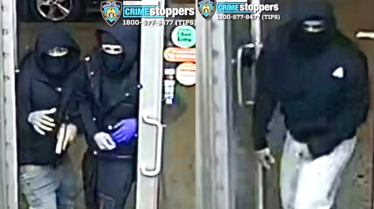 Atracadores armados roban cadena