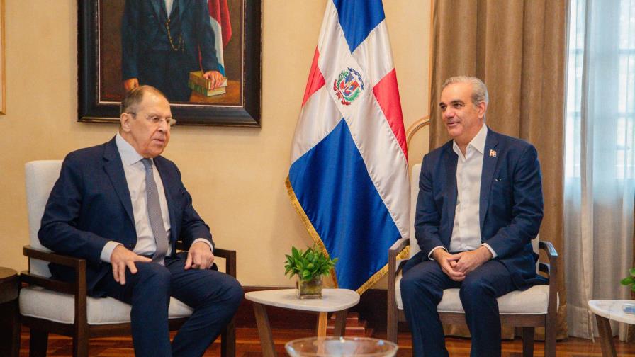 whatsapp-image-2025-04-30-at-52331-pm-92b2f8da-focus-min0.5-0.44-896-504