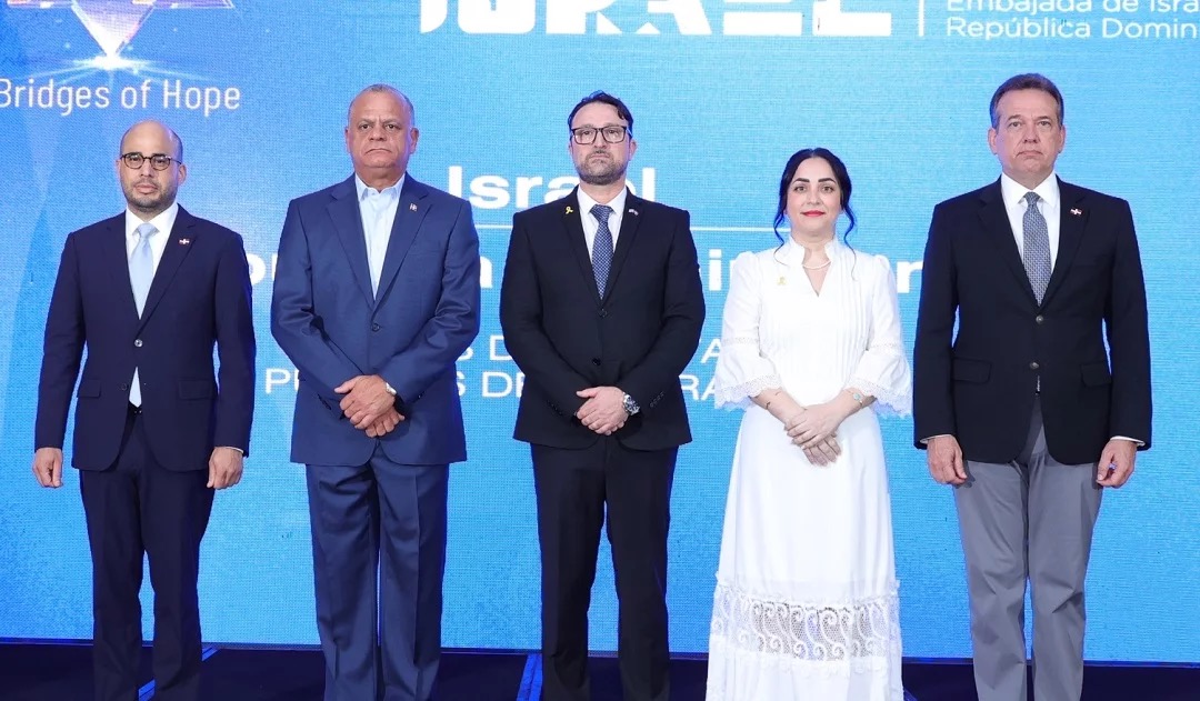 Francisco-Caraballo-Carlos-Antonio-Fernandez-Onofre-Raslan-Abu-Rukun-Diane-Gavishe-Abu-Rukun-y-Victor-Bisono.-Fuente-externa