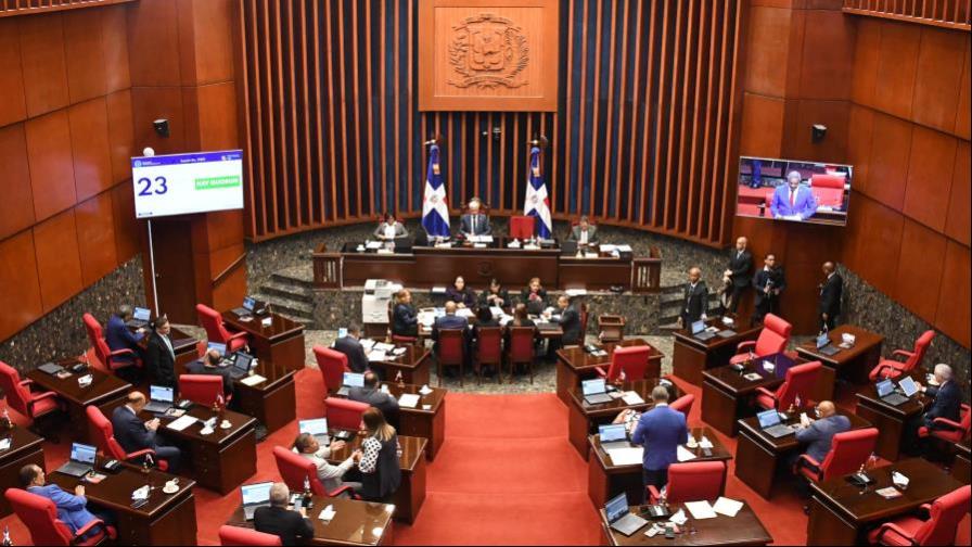debate-entre-senadores-por-discurso-de-rendicion-de-cuentas--focus-0-0-896-504-focus-0-0-896-504