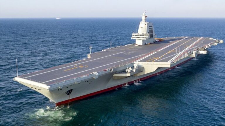 China-presenta-una-demostracion-simulada-del-lanzamiento-con-catapulta-de-su-reciente-portaaviones-850x479
