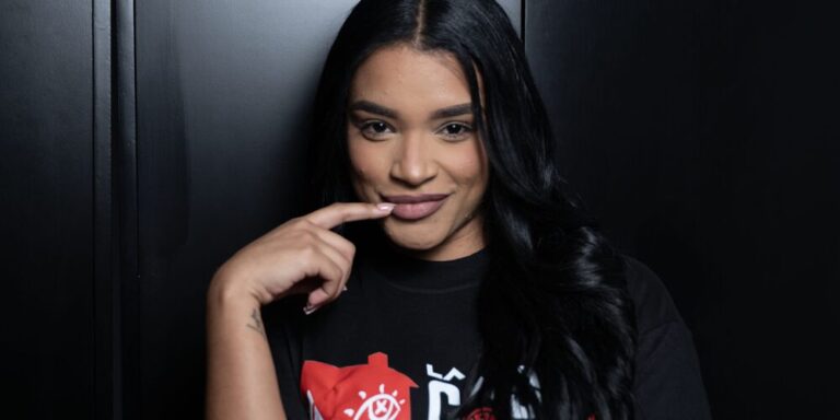 Copia-de-Post-de-Instagram-Feliz-Cumpleanos-Sencillo-Minimalista-Azul-1000-x-500-px-34-1