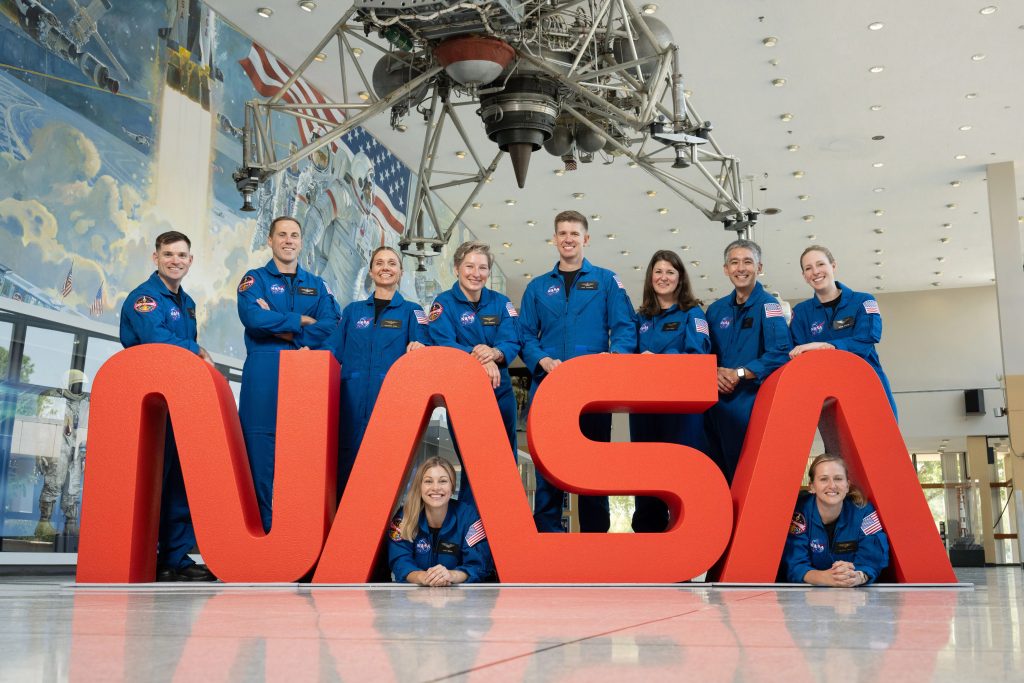La NASA elige a 6 mujeres y 4 cuatro hombres entre más de 8.000 aspirantes a astronautas