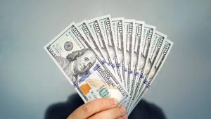 Dolares