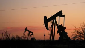 La-manana-del-martes-los-futuros-del-crudo-de-referencia-estadounidense-WTI-Crude-cayeron-1.29