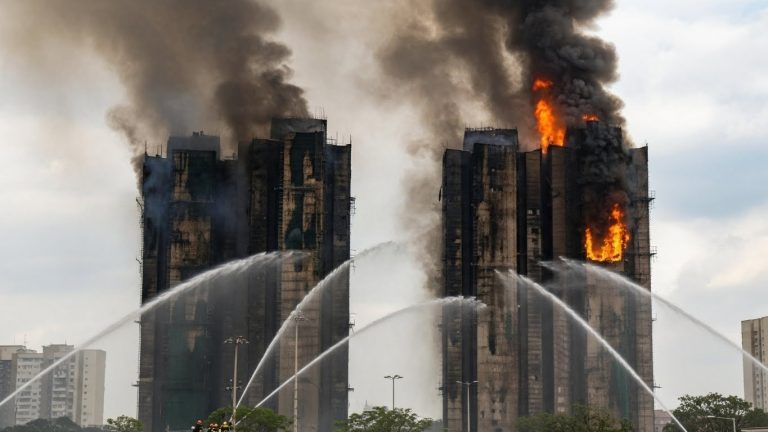 Whisk_682389ed6ee57cfacb24bd2faa261cc2dr