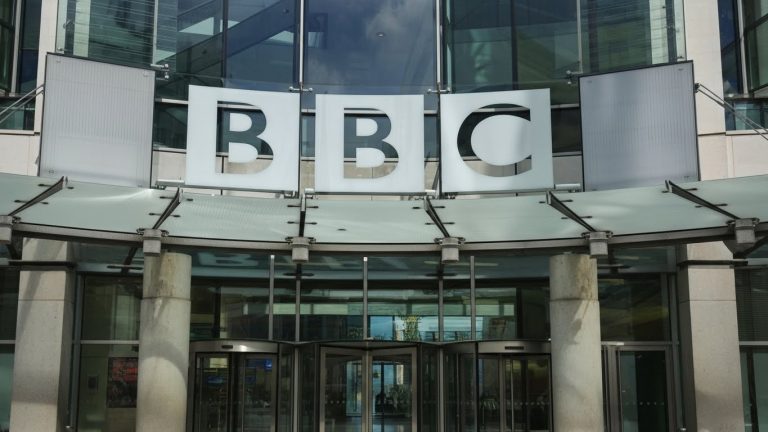 Whisk_bb62ae02551fa6ca0d142d66052f07eedr