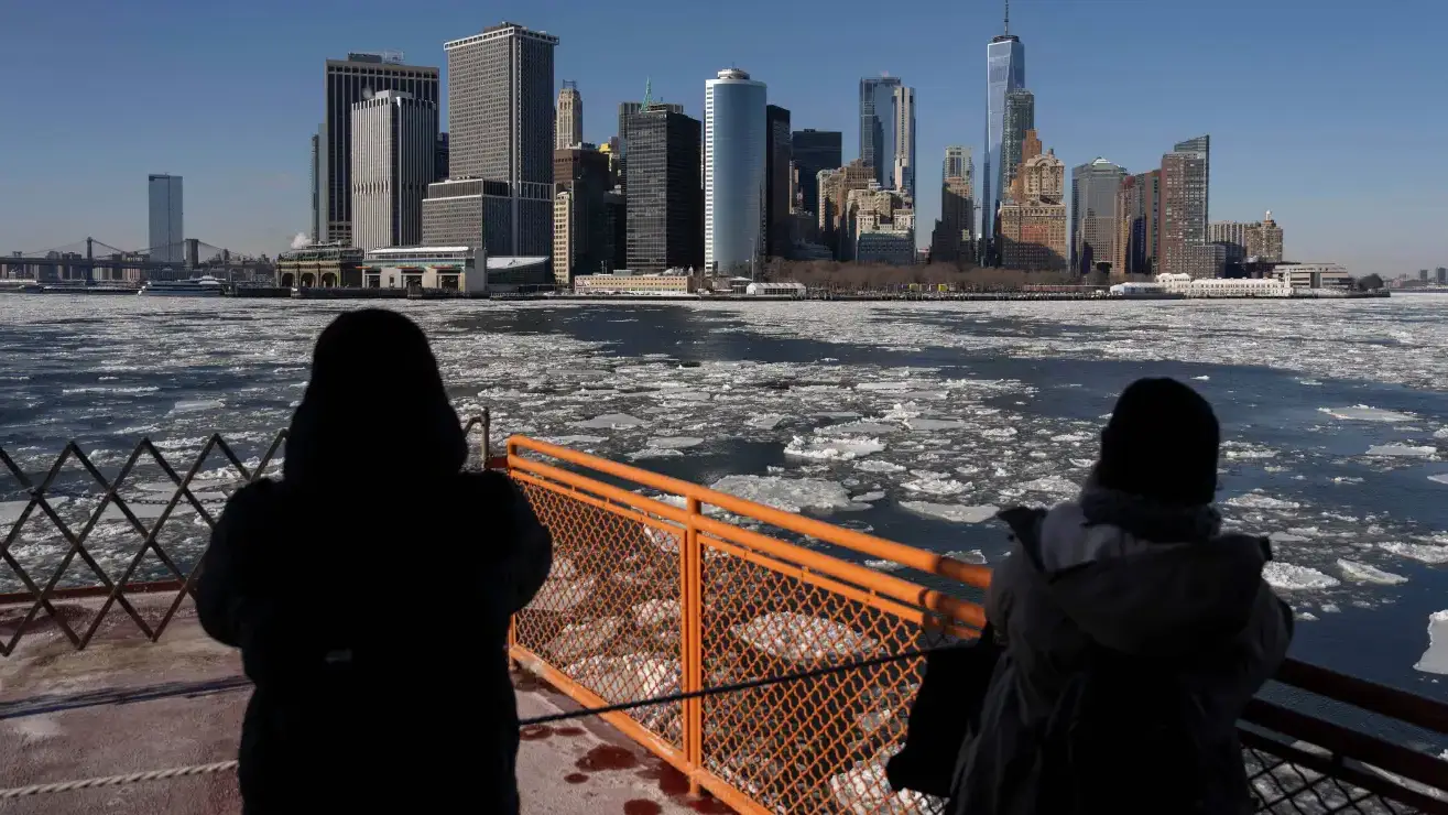 Aumenta-a-10-el-numero-de-muertos-en-NYC-por-tormenta-invernal-Fern-AP26027565302906