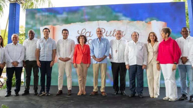 Presidente-Abinader-encabeza-lanzamiento-del-proyecto-a-Ruta-del-Encuentro-850x478