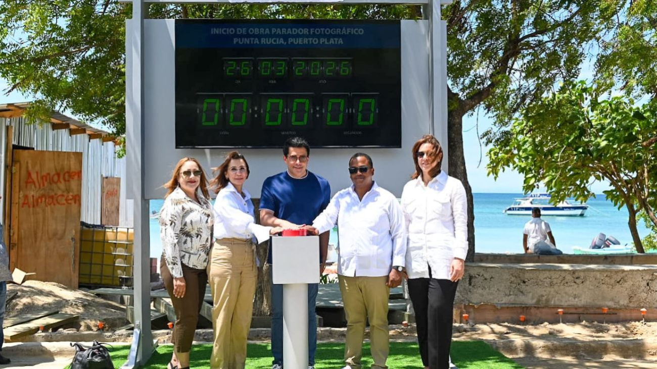 Ministerio-de-Turismo-inicia-obra-en-la-playa-de-Punta-Rucia-Puerto-Plata
