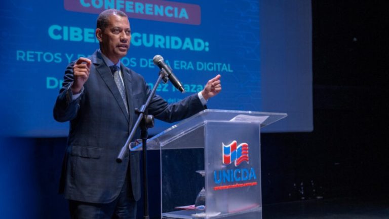 Presidente-del-Indotel-exhorta-a-priorizar-formacion-digital-y-ciberseguridad-850x478