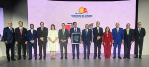ABA-reconoce-labor-de-David-Collado-