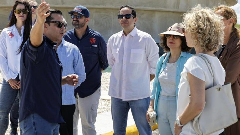 Embajadores-europeos-destacan-avances-del-desarrollo-turistico-de-Cabo-Rojo