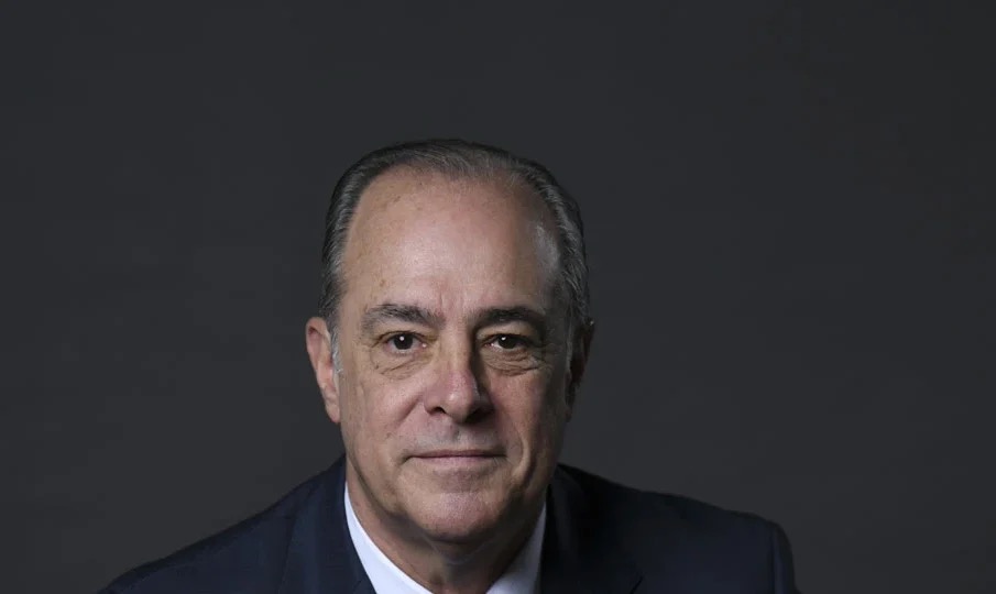 Paco-Perez-Presidente-de-la-Camara-Espanola-905x540