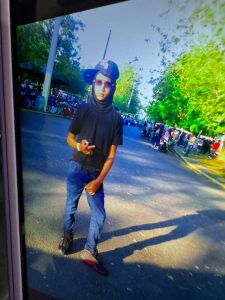 6a16555fcf75b
