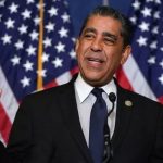 Adriano-Espaillat-