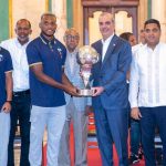 presidente-abinader-felicita-al-salcedo-fc-por-su-corona-en-la-ldf-c8c0d1df-focus-0-0-896-504