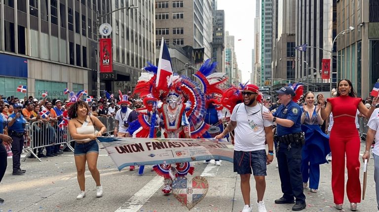 Dominican_heart_beats_in_Manhattan_202608101103