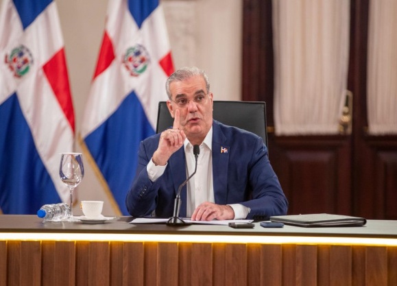 Abinader-en-La-Agenda-Semanal