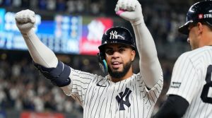 Yankees vencen 9-2 a Boston y avanzan a la serie divisional contra Tampa Bay